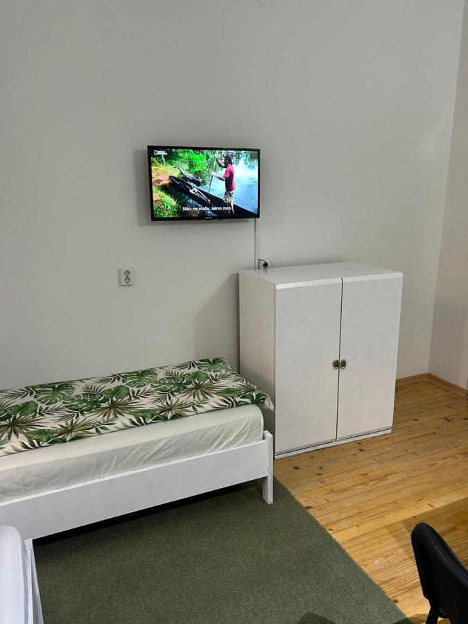 Guesthouse Hurma Rooms SJJ Rum bild